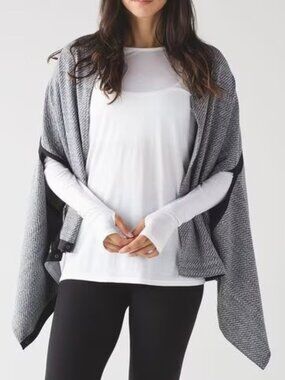 lululemon Vinyasa Large Scarf Wrap